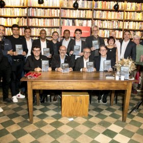 Livro Desenvolvimento Local: Redes Colaborativas e os Clusters foi sucesso de público em lançamento, no Rio de Janeiro